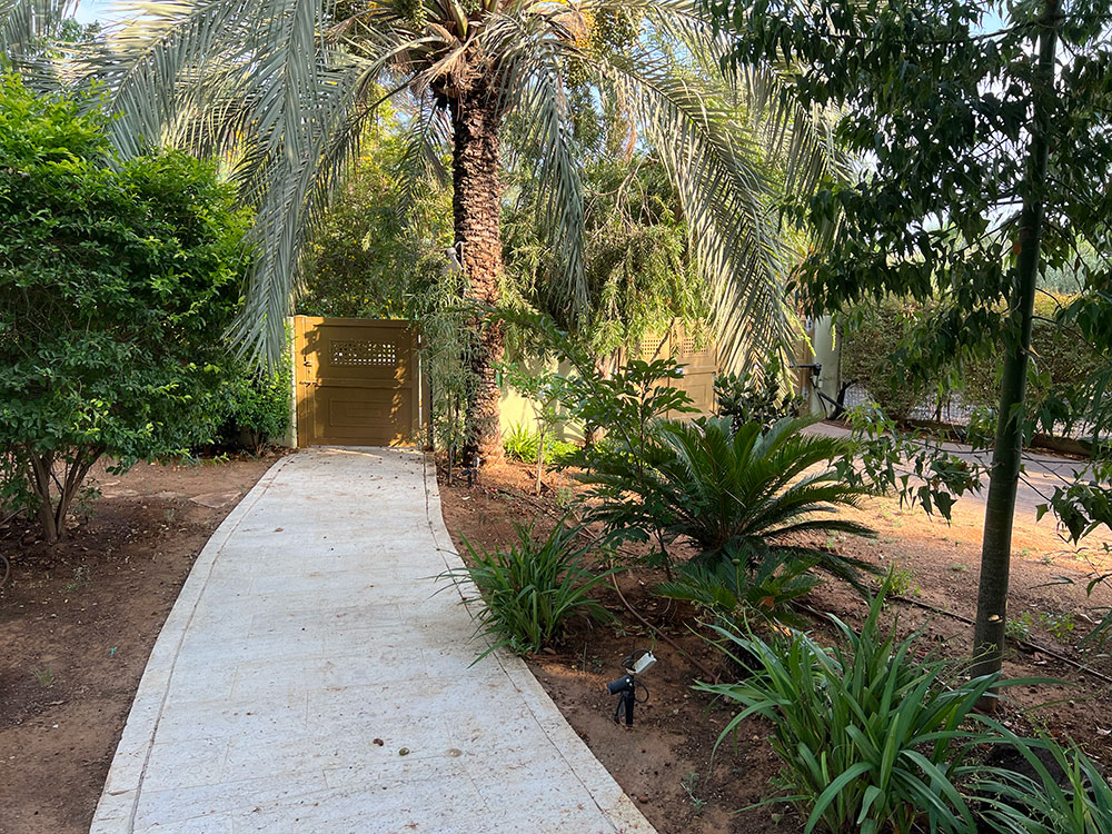 שביל כניסה ירוק לנחלה